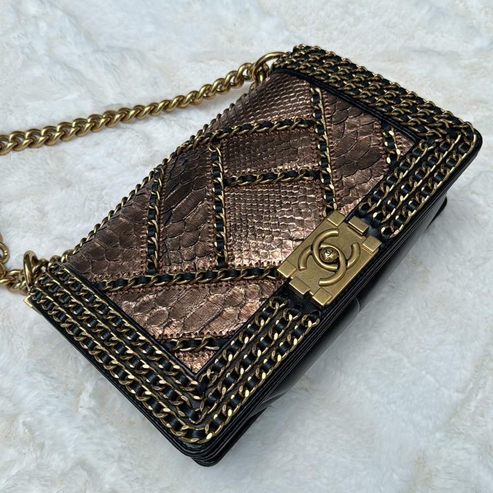 Chanel limited edition medium python boy bag - Picture 2 of 16